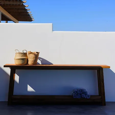 Villa Joumy, Family Friendly, Pool, Close To Town