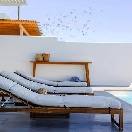 Joumy, Family Friendly, Pool, Close To Town Villa *