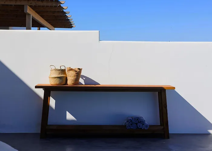 Villa Joumy, Family Friendly, Pool, Close To Town