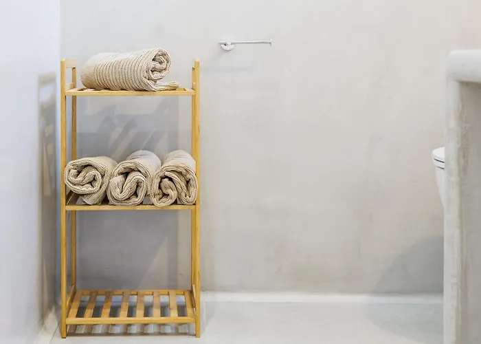 Joumy, Family Friendly, Pool, Close To Town *