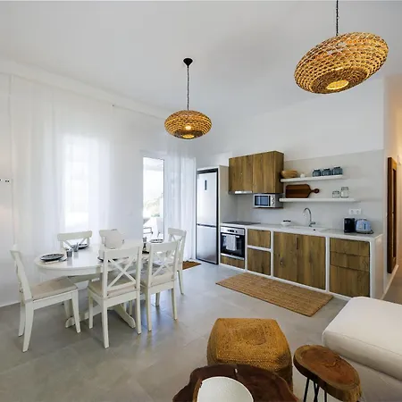 Joumy, Family Friendly, Pool, Close To Town