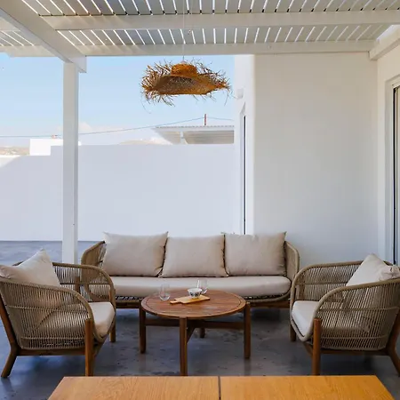 Joumy, Family Friendly, Pool, Close To Town *