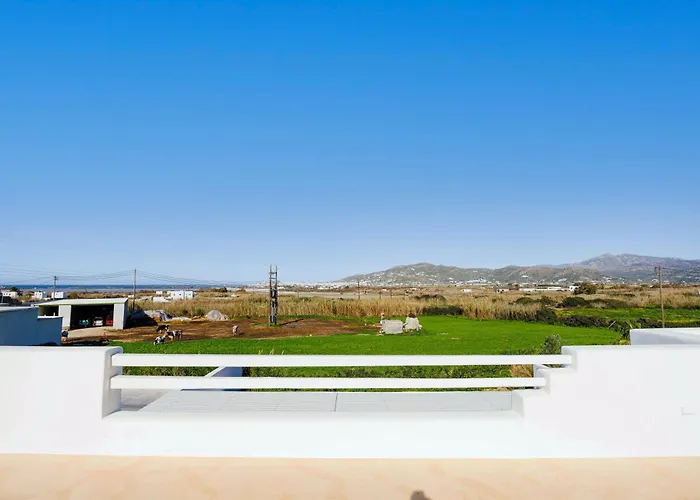 Joumy, Family Friendly, Pool, Close To Town Vila